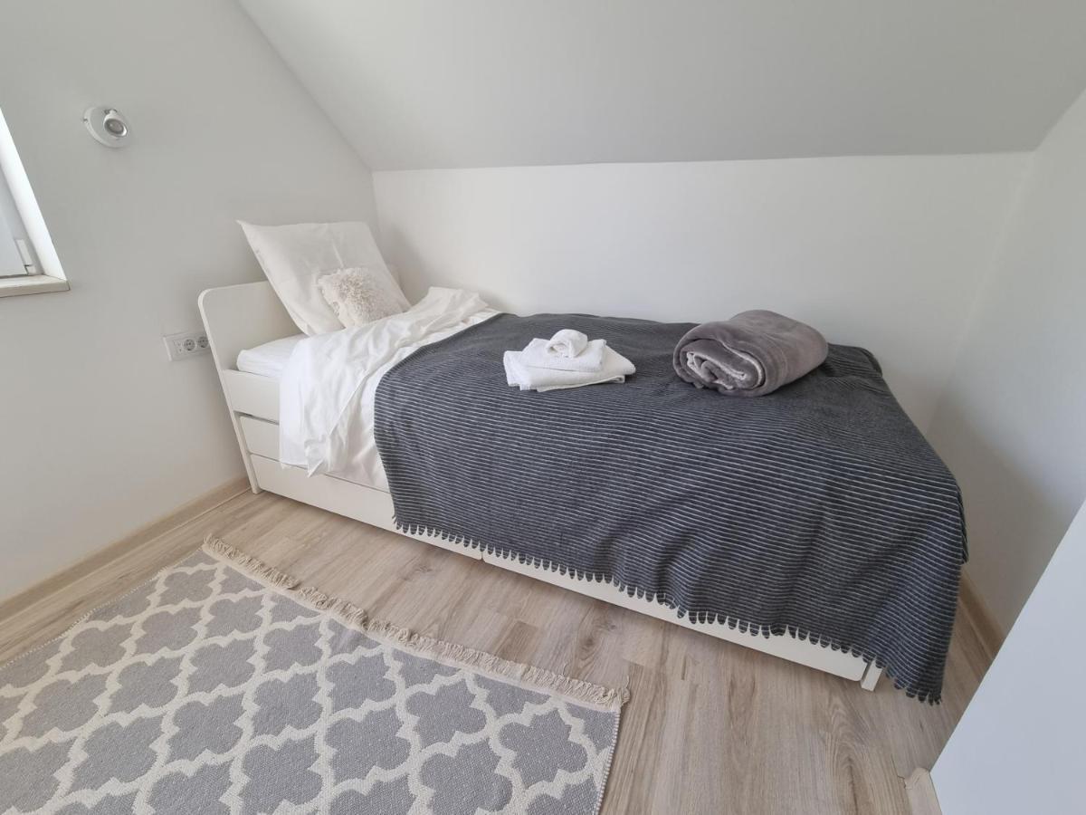 Вилла Hoopovo House Fruska Gora Irig Экстерьер фото